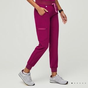women's Dark Magenta Nepal - Skinny Jogger Scrub Pants - S / Dark Magenta